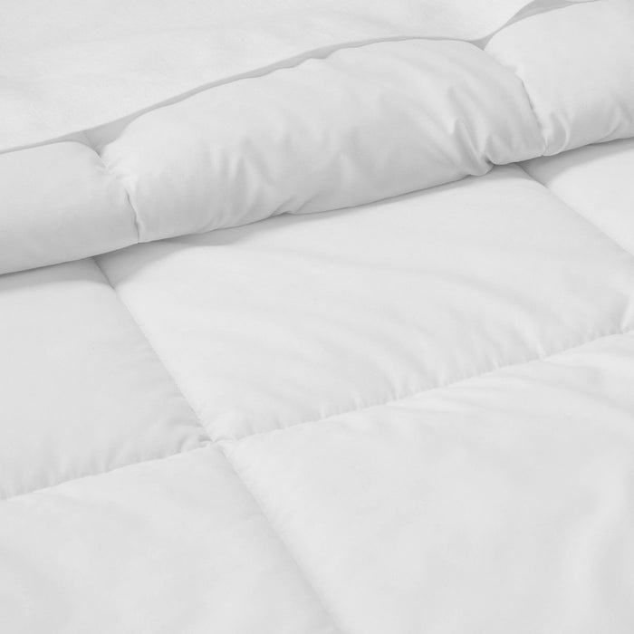 Full/Queen All Season Premium Down Alternative Comforter - Casaluna