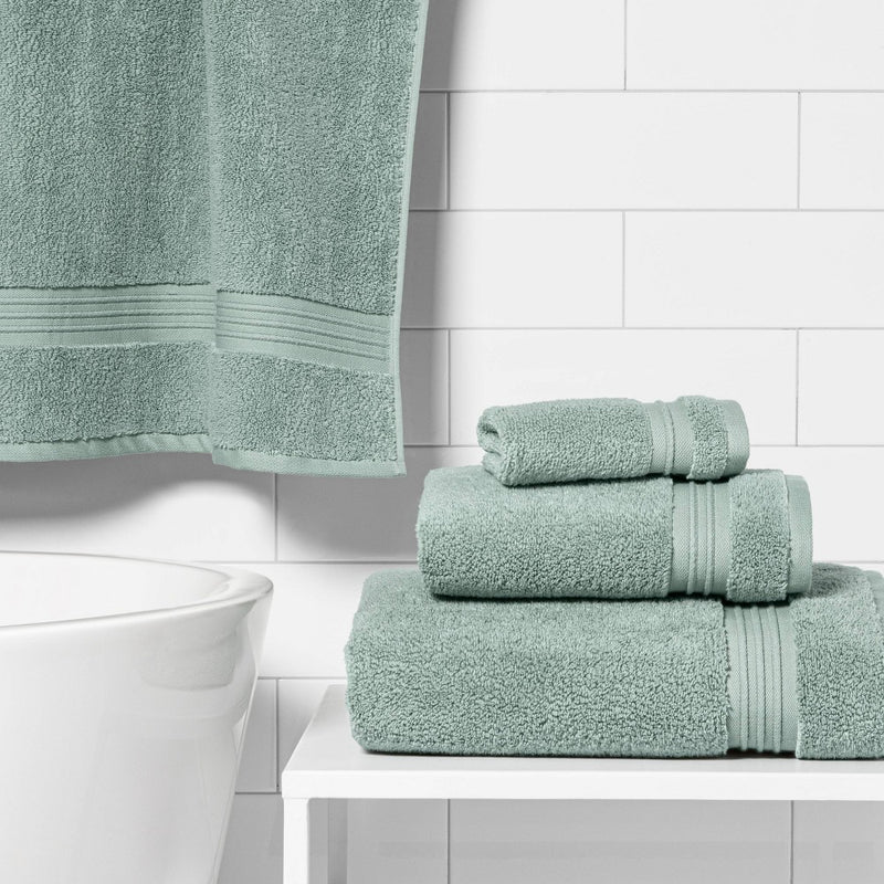 Spa Bath Towel Light Green - Threshold Signature