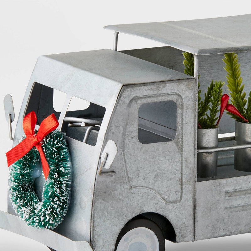 4.5" Decorative Metal Market Van Figure - Wondershop