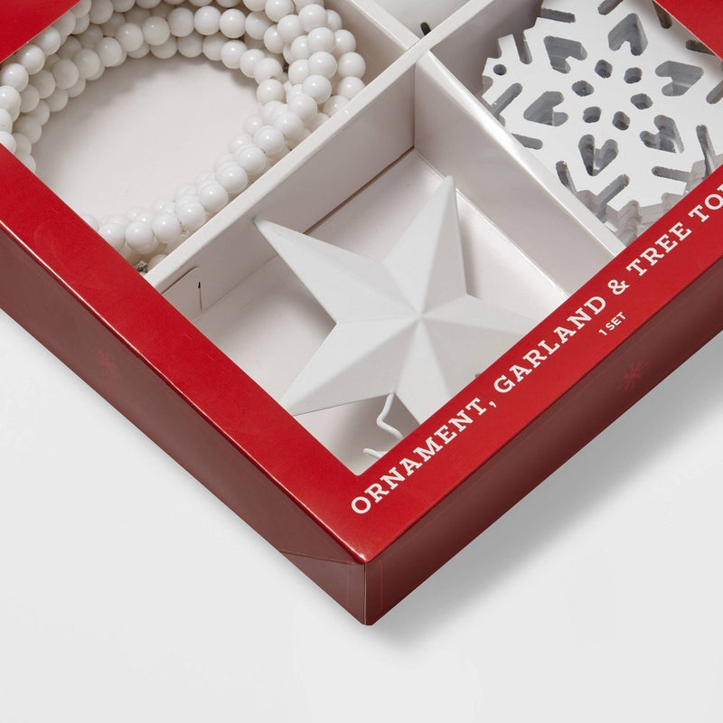 10ct Christmas Tree Ornament Set White - Wondershop