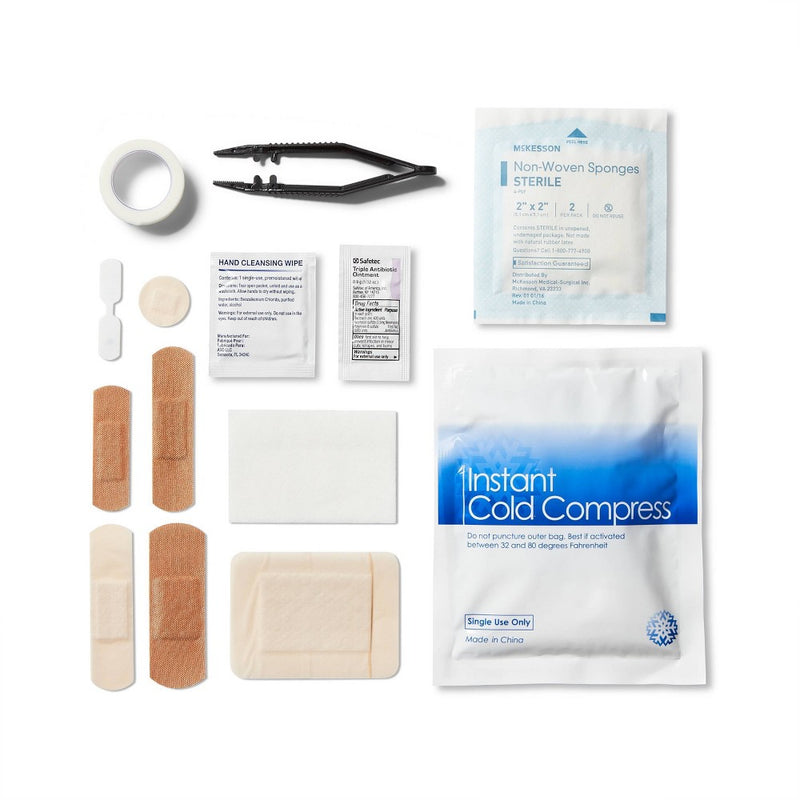 All-Purpose First Aid Kit 140pc - up & up  EXP 10/2026