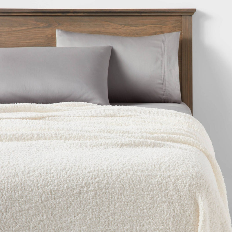 Full/Queen Cozy Chenille Bed Blanket White - Threshold