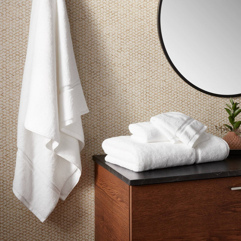 Spa Plush Hand Towel White - Threshold