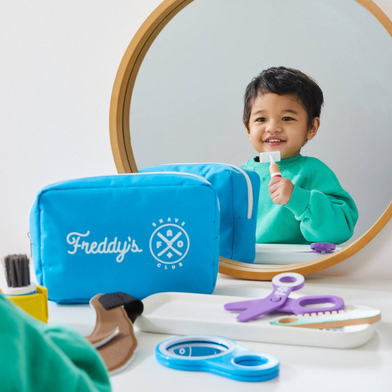FAO Schwarz Toy Wood Grooming Kit