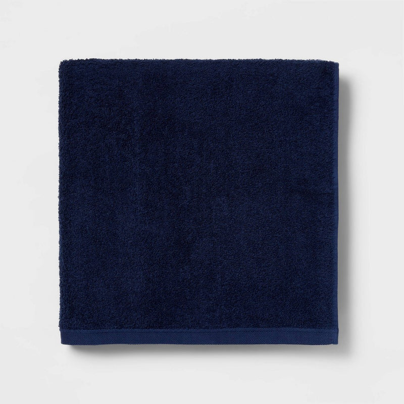 Oversized Everyday Bath Towel Navy - Room Essentials