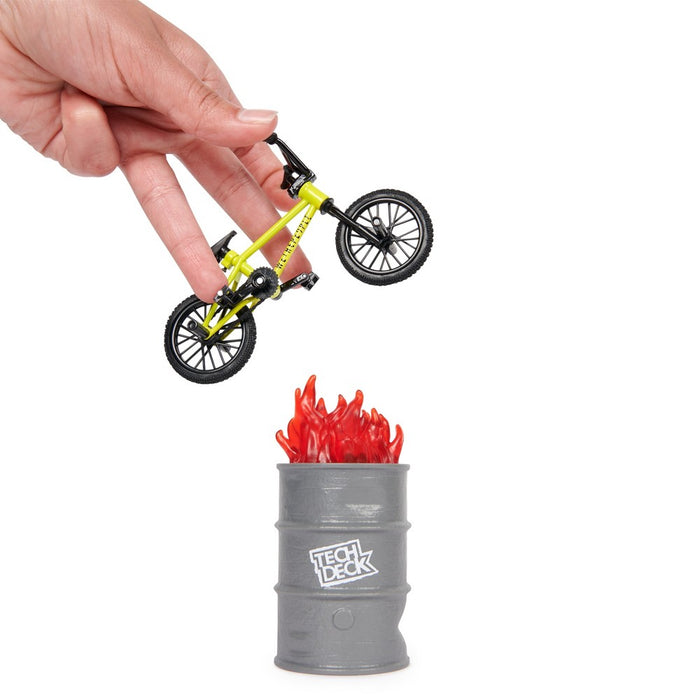 Tech Deck BMX Freestyle Hits - Finger Bike with Freestyle Obstacle - Wethepeople Bikes - Brown/Black