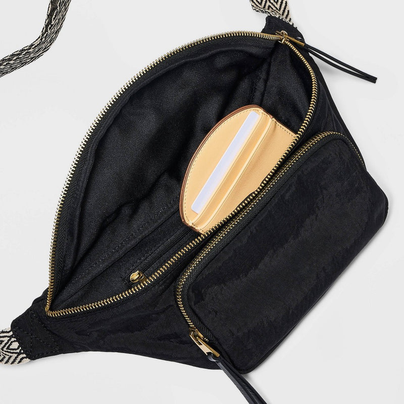 Casual Fanny Pack - Universal Thread Black