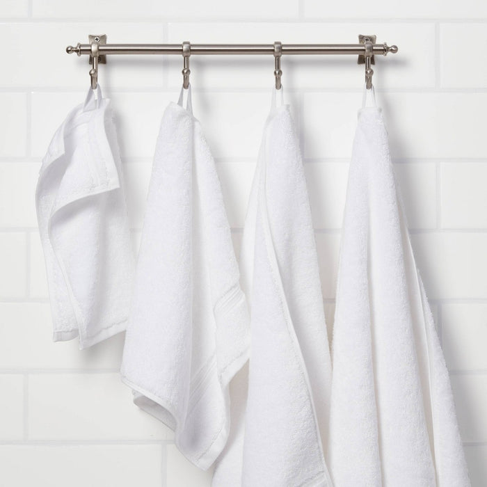 Total Fresh Antimicrobial Washcloth White - Threshold