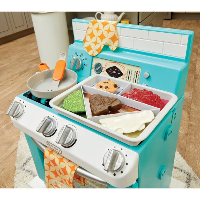 Little Tikes Retro '50s Inspired Oven Realistic Pretend Play Kitchen Appliance