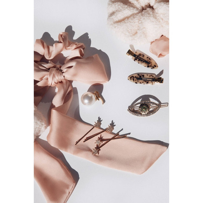 Kristin Ess Pearl Slide