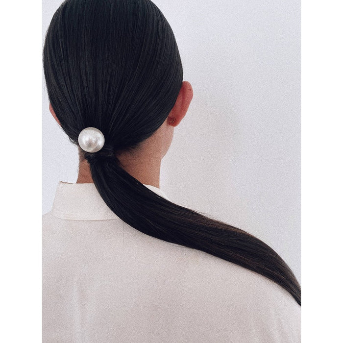 Kristin Ess Pearl Slide