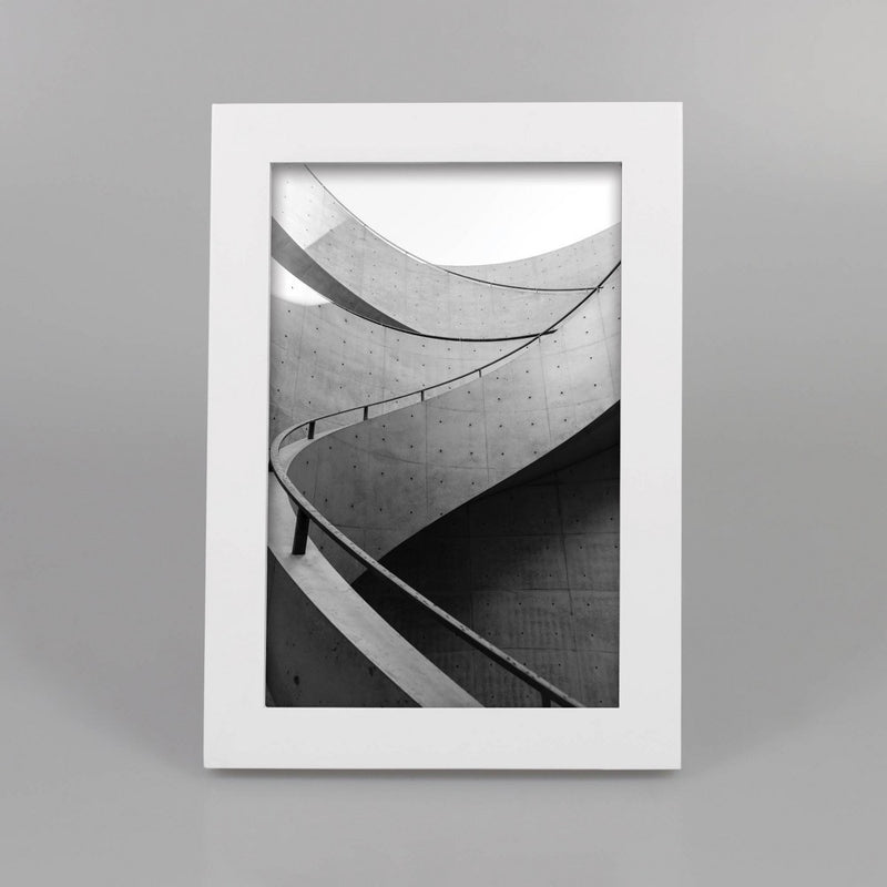 4" x 6" Thin Single Image Frame White - Threshold