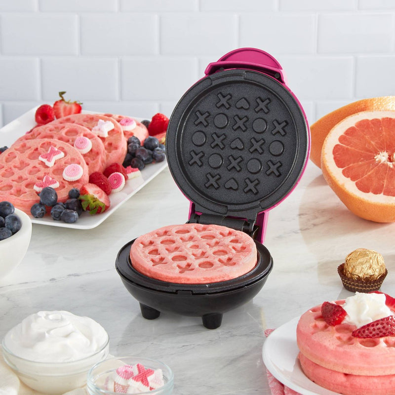 Dash XOXO Waffle Maker Magenta