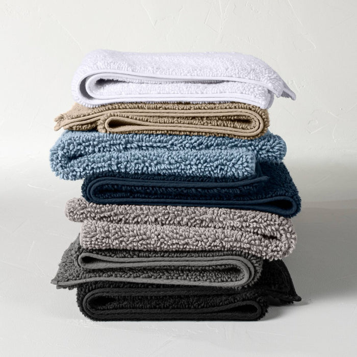 24"x40" Looped Bath Rug Gray - Casaluna