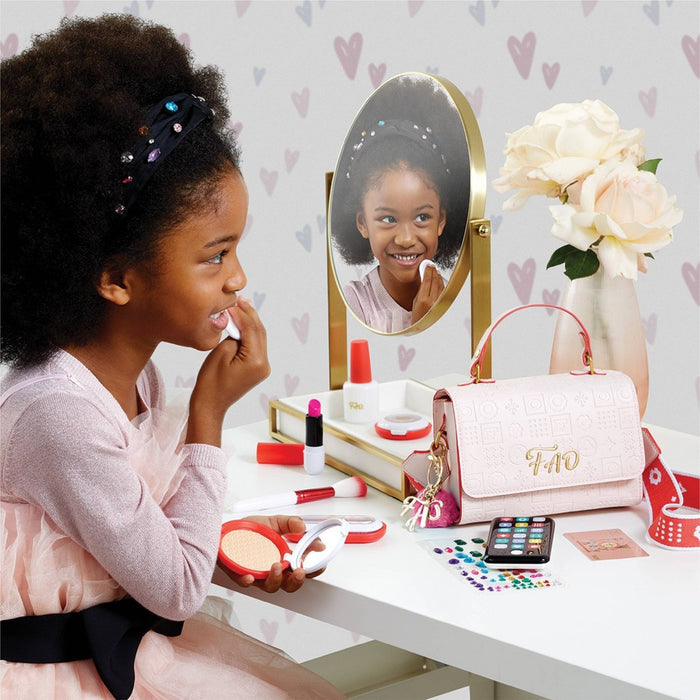 FAO Schwarz Glamour Go Designer Purse & Accessories