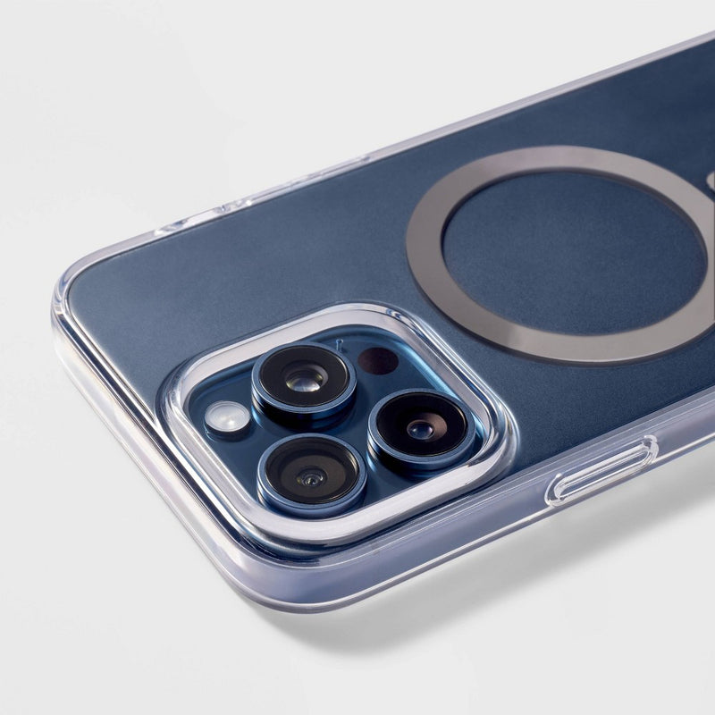 Apple iPhone 15 Pro Max Case with MagSafe - heyday Clear