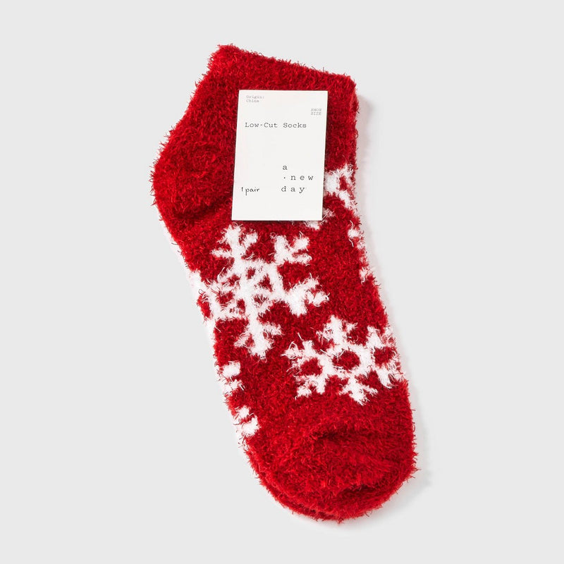 Women's Snowflake Cozy Low Cut Socks - A New Day Red 4-10