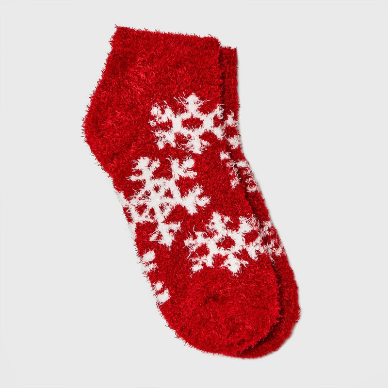 Women's Snowflake Cozy Low Cut Socks - A New Day Red 4-10