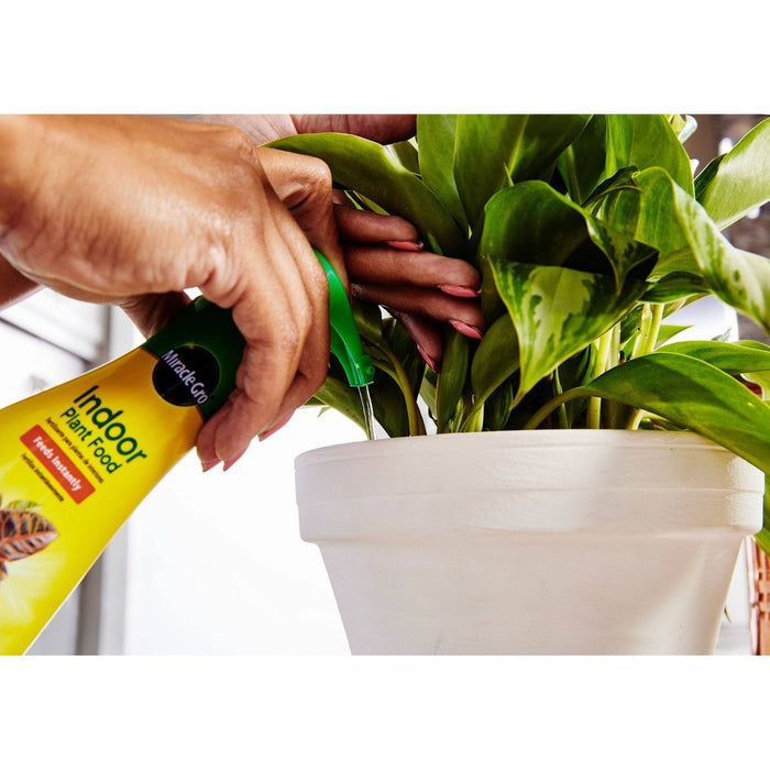 Miracle-Gro 8oz All Purpose Liquid Indoor Plant Food
