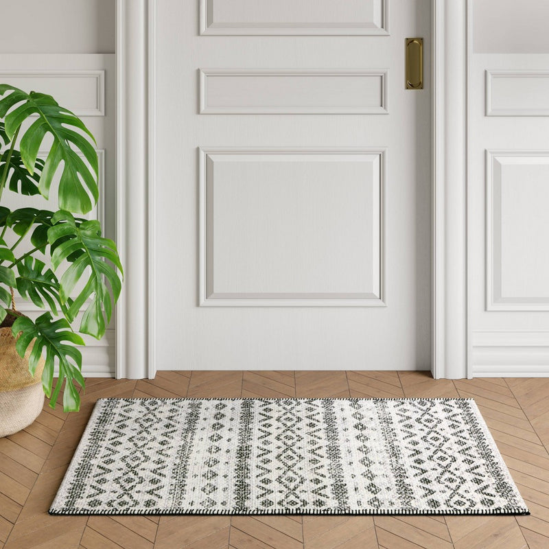 2'3"x3'9" Washable Luna Aztec Diamond Printed Accent Rug Black - Opalhouse