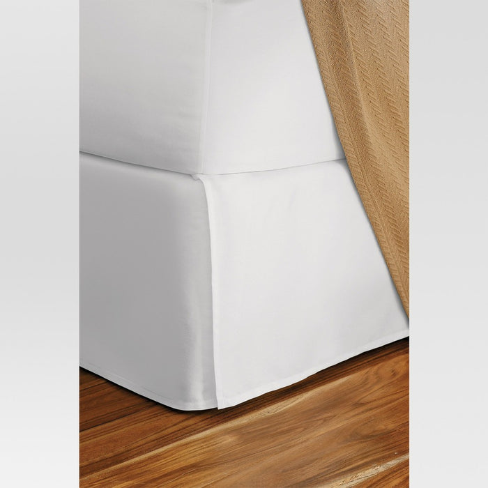 White Wrinkle-Resistant Cotton Bed Skirt (Queen) - Threshold