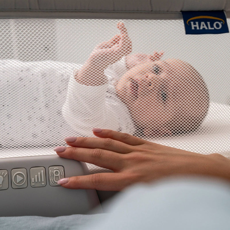 HALO Innovations BassiNest Soothing Swivel Sleeper 3.0 (LOCAL PICKUP ONLY)