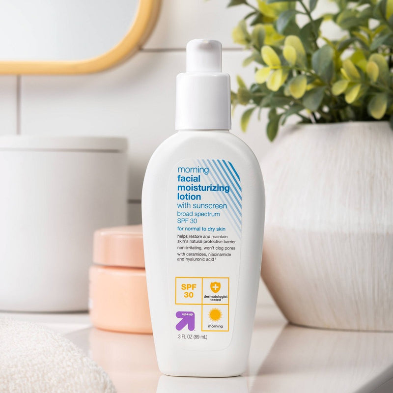 Morning Facial Moisturizing Lotion with Sunscreen SPF 30 - 3 fl oz - up & up