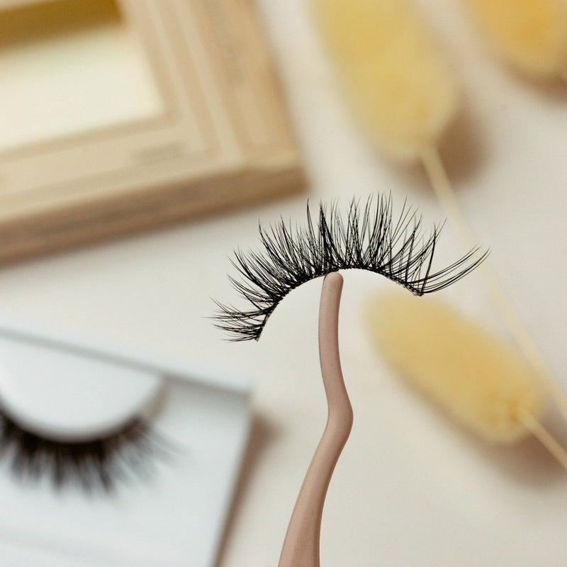House of Lashes Heavenly Lite Soft Volume 100% Cruelty-Free Faux Silk Fibers False Eyelashes - 1pr