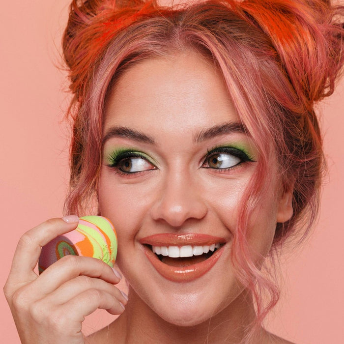 Real Techniques Orange Swirl Miracle Complexion Sponge