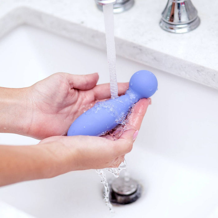 plusOne Rechargeable and Waterproof Vibrator