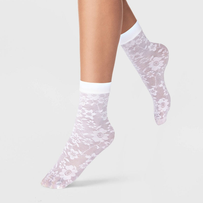 Women's 2pk Floral Sheer Anklet Socks - A New Day Black/White 4-10