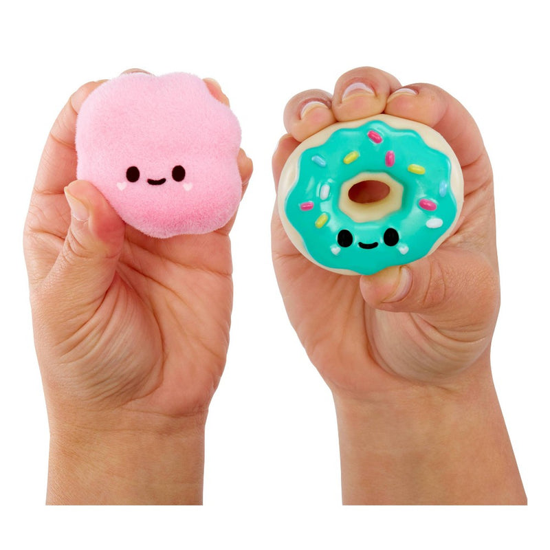 Fluffie Stuffiez Round Candy and Heart Candy Minis Collectible Feature