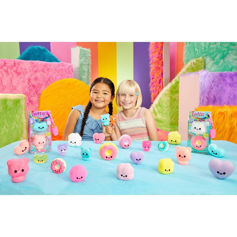 Fluffie Stuffiez Round Candy and Heart Candy Minis Collectible Feature