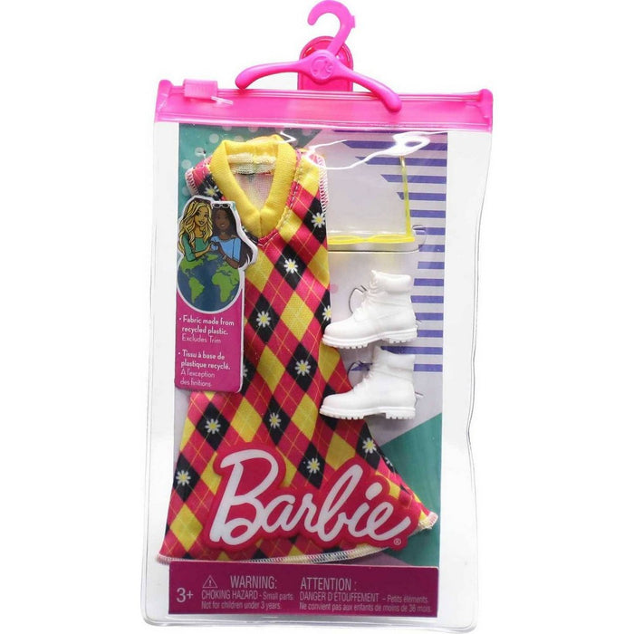 Barbie Complete Looks Clothes Argyle Dress & Accessories Barbie Complete Looks Fashion Pack