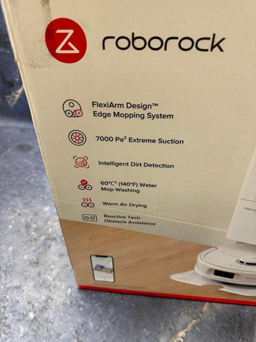 Roborock Qrevo Pro Robot Vacuum and Mop with FlexiArm Edge Mopping (LOCAL PICKUP ONLY)