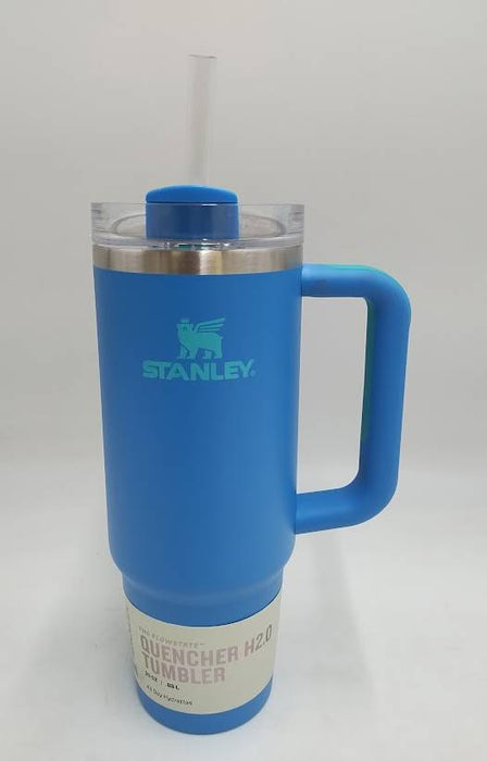 Stanley 30 oz Stainless Steel H2.0 Flowstate Quencher Tumbler Cobalt