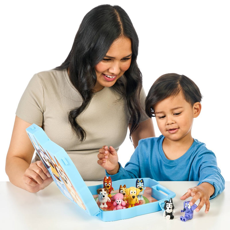 Bluey Play & Go Collector Case with Figures (Target Exclusive)
