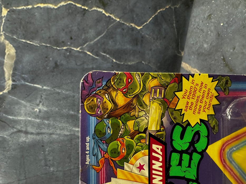 Teenage Mutant Ninja Turtles Action Figure Leo - SEE DETAILS