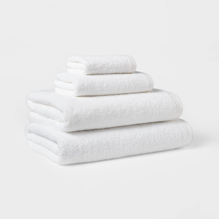 Oversized Everyday Bath Towel White - Room Essentials