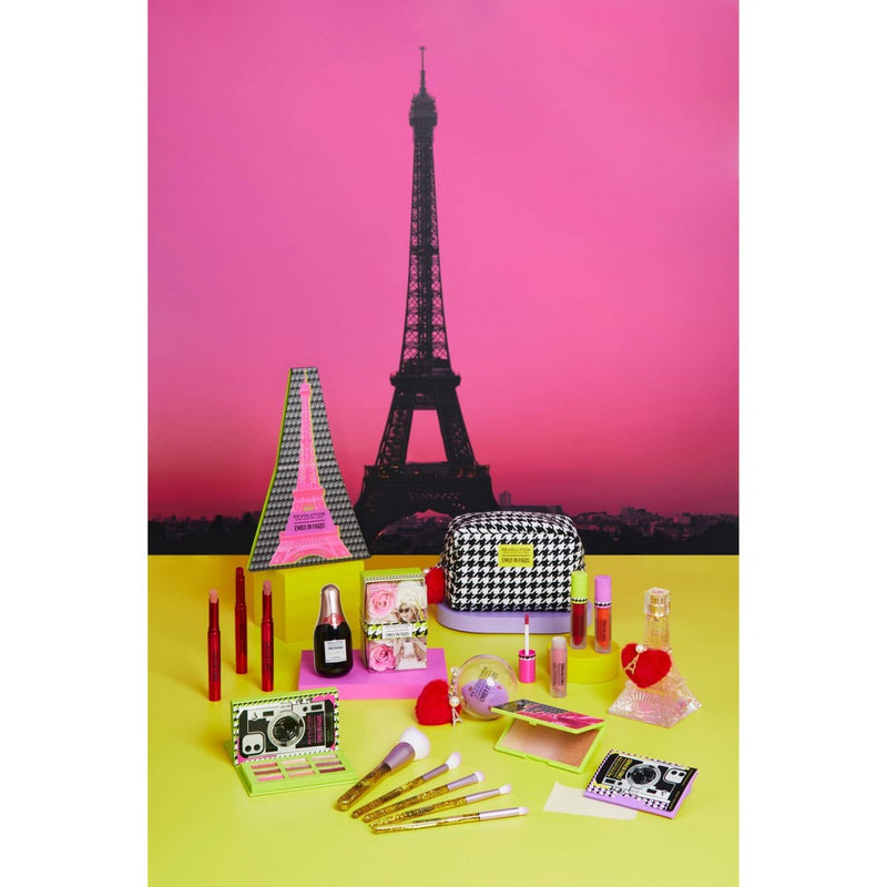 Makeup Revolution Emily In Paris Tres Chic Brush Set - 5pc