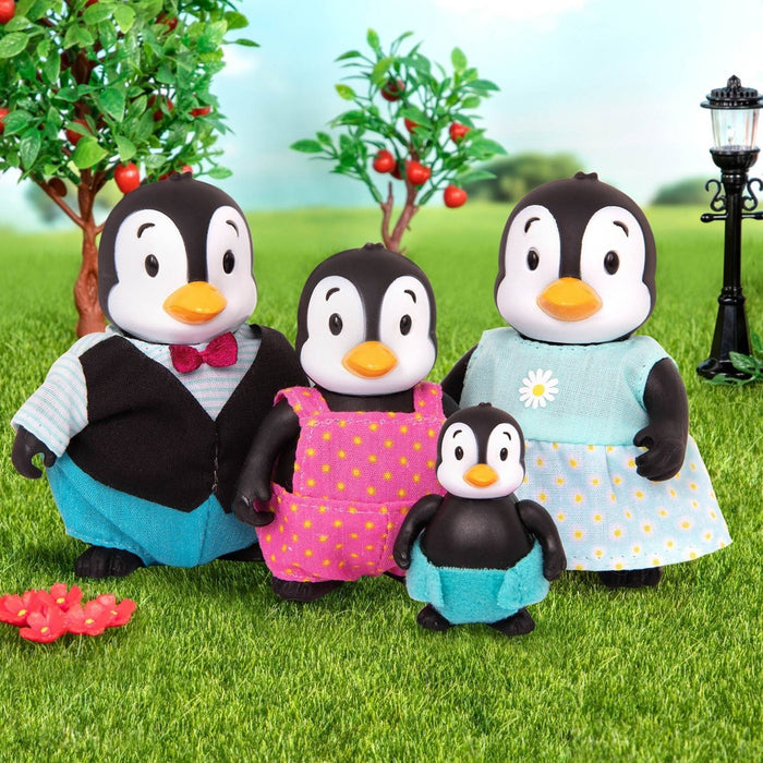 Li'l Woodzeez Miniature Animal Figurine Set - The Toddlewaddle Penguin Family