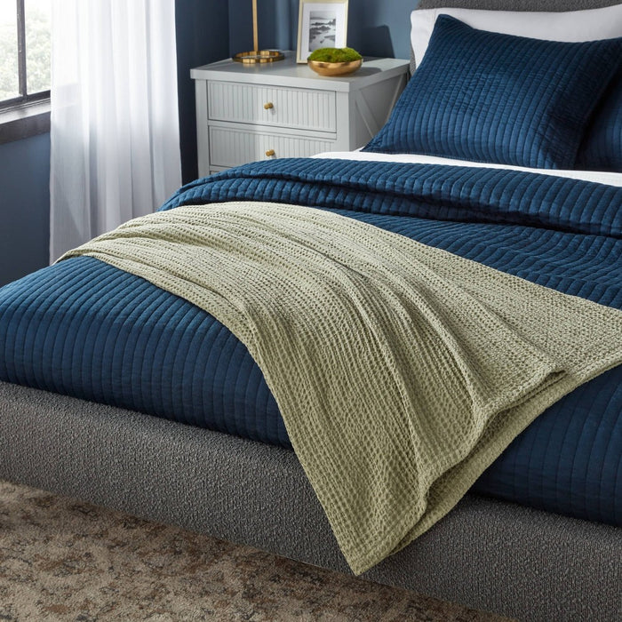 Full/Queen TENCEL Lyocell Waffle Bed Blanket Green - Threshold