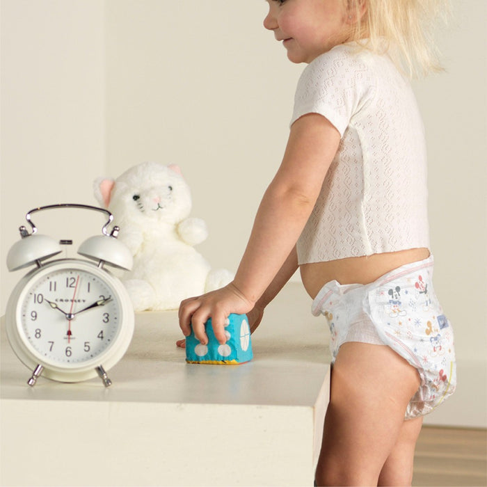 Huggies Snug & Dry Baby Disposable Diapers Huge Pack - Size 4 - 128ct