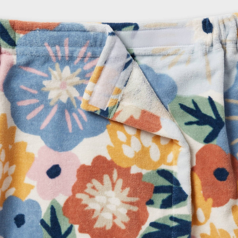 Bath Body Wrap Floral Gray - Room Essentials
