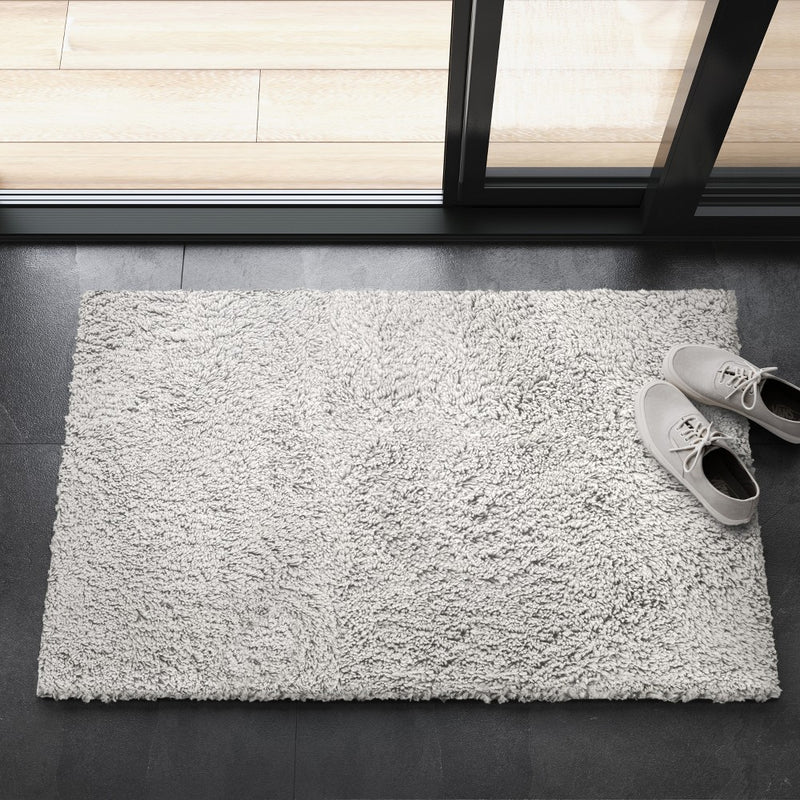 2'6"x3'10" Washable Plush Shag Accent Rug Cream - Room Essentials