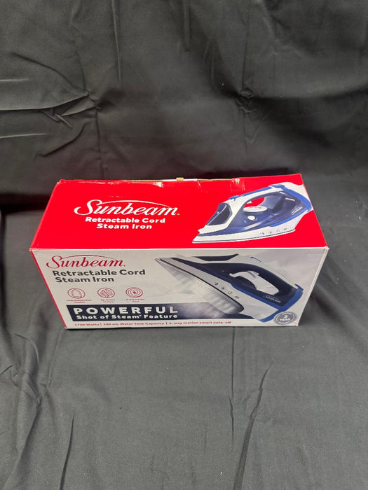 Sunbeam 1700W Steam Iron with Retractable Cord and Shot of Steam Feature