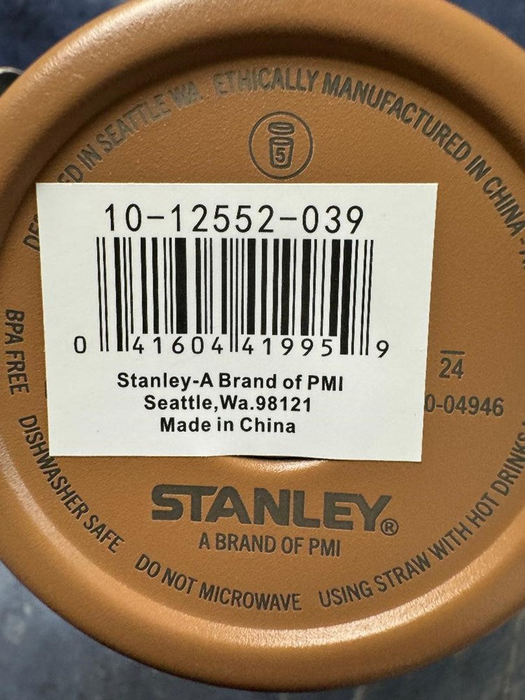 Stanley 40 oz Stainless Steel H2.0 FlowState Quencher - Deep Clay Orange