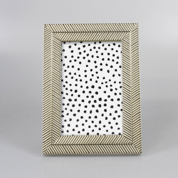 4" x 6" Organic Herringbone Tabletop Frame Gold/White - Threshold: Modern Style, Easel Back, Glass