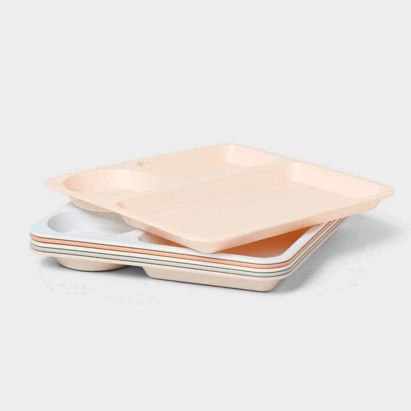Kids' 6pc 7.4" Plastic Square Divided Plate - Pillowfort