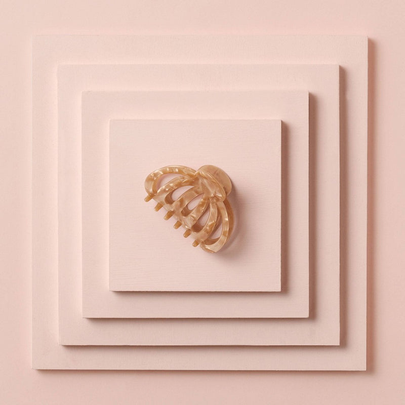 The Hair Edit Jellyfish Clip - Latte